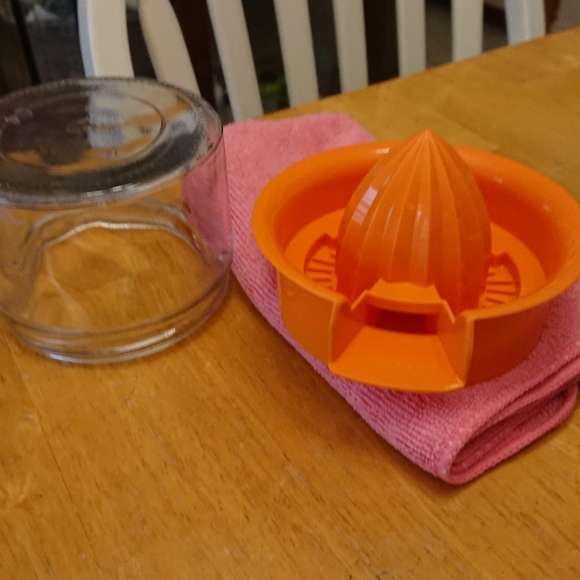 - Manual juicer.. REAMER - Picture 11 of 13